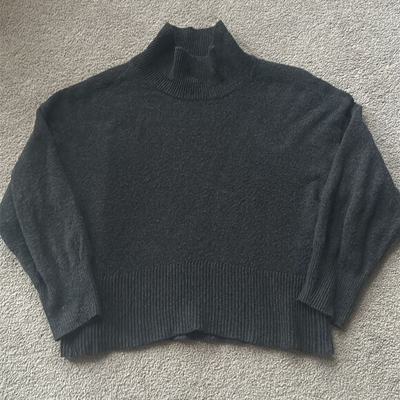 A New Day Women's Gray Mock Turtleneck Oversized Sweater! - Picture 2 of 8
